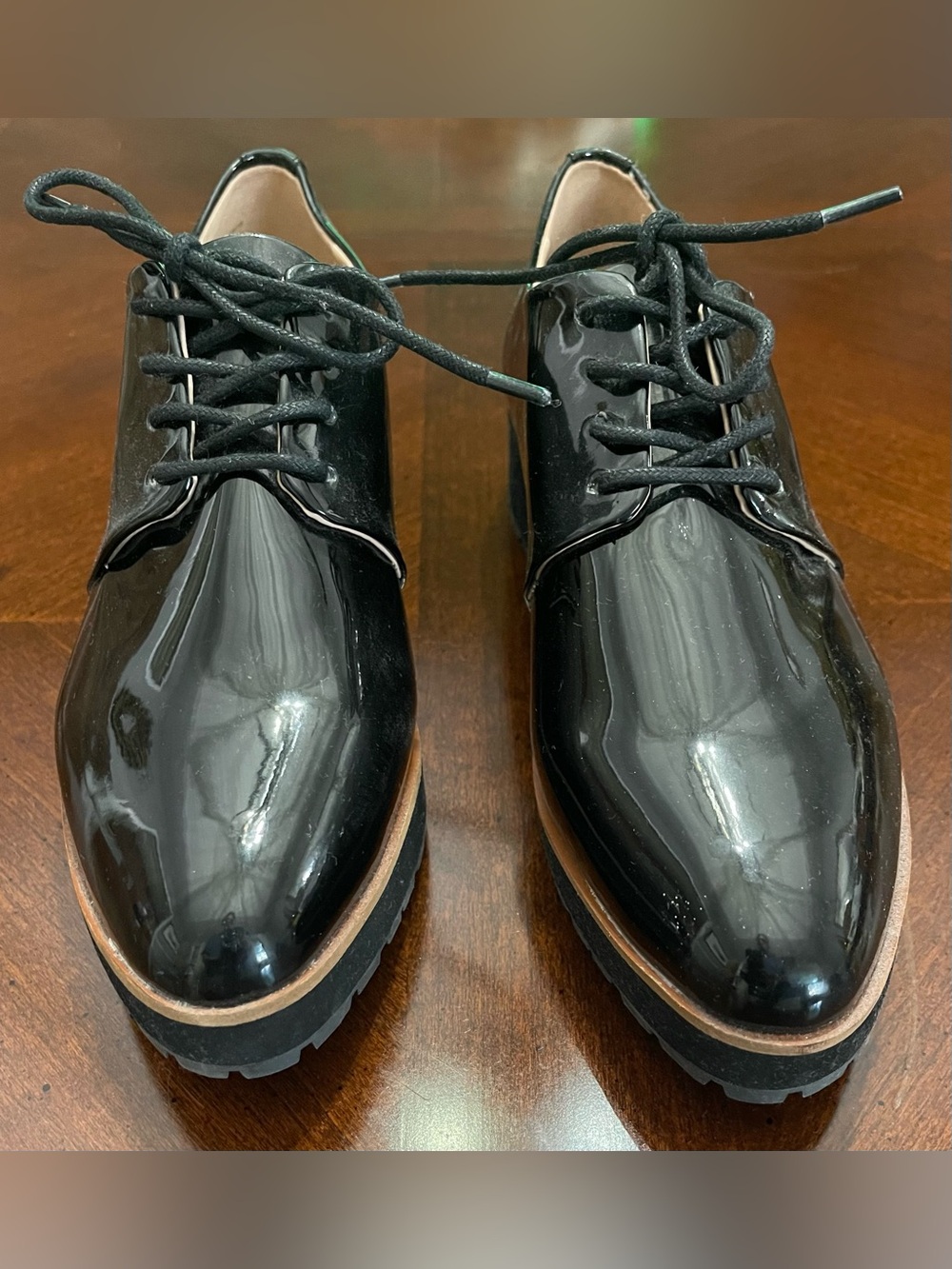 Aldo New & Unused Womenโs Black Patent Lace-Up Flats